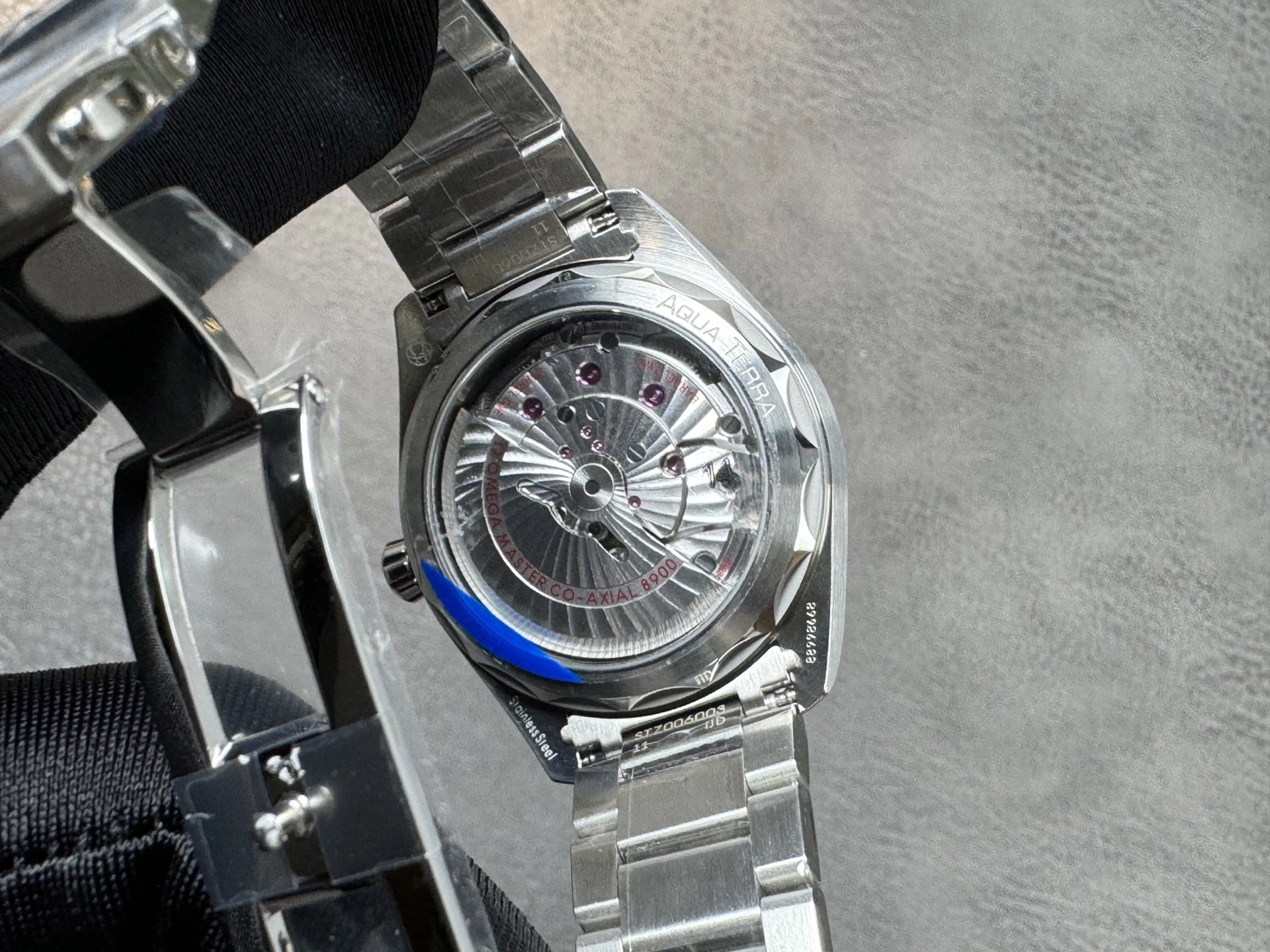 Chic CBD Factory Omega Seamaster Aqua Terra 150M 41mm Blue Teak Dial Smooth Bezel(220.10.41.21.03.001) 1:1 Super Clone – Dandong 8900 Movement 261